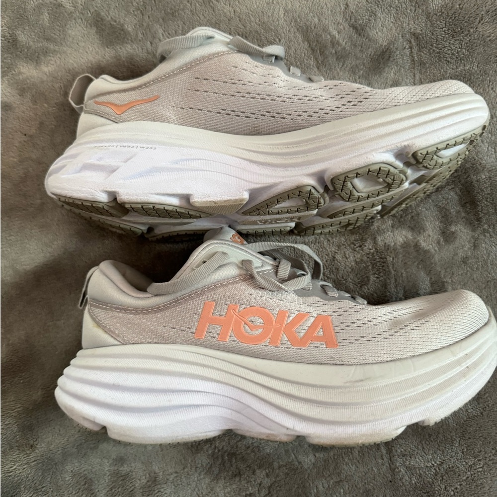 Hoka Bondi 8